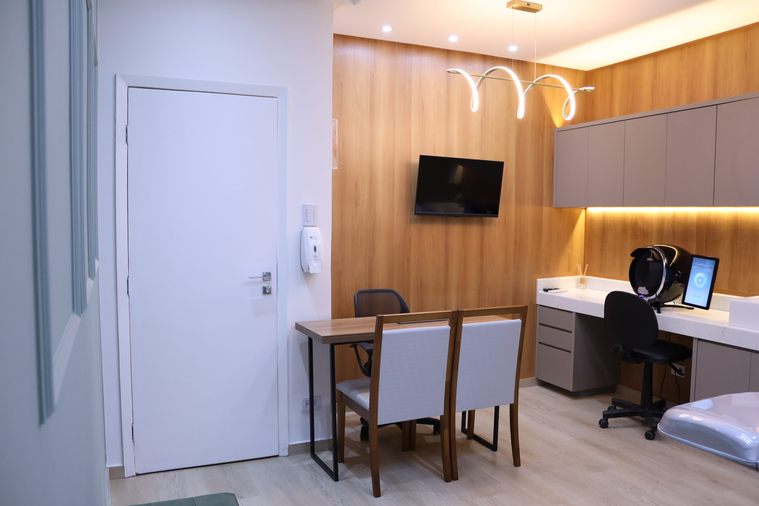 Consultório premium de dermatologia avançada em Goiânia